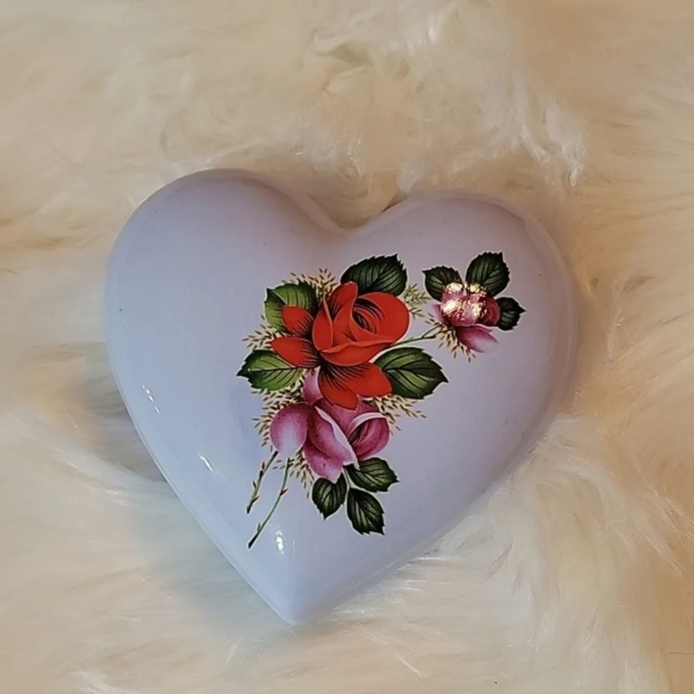 Ceramic Rose Heart Shaped Trinket Jewelry Box